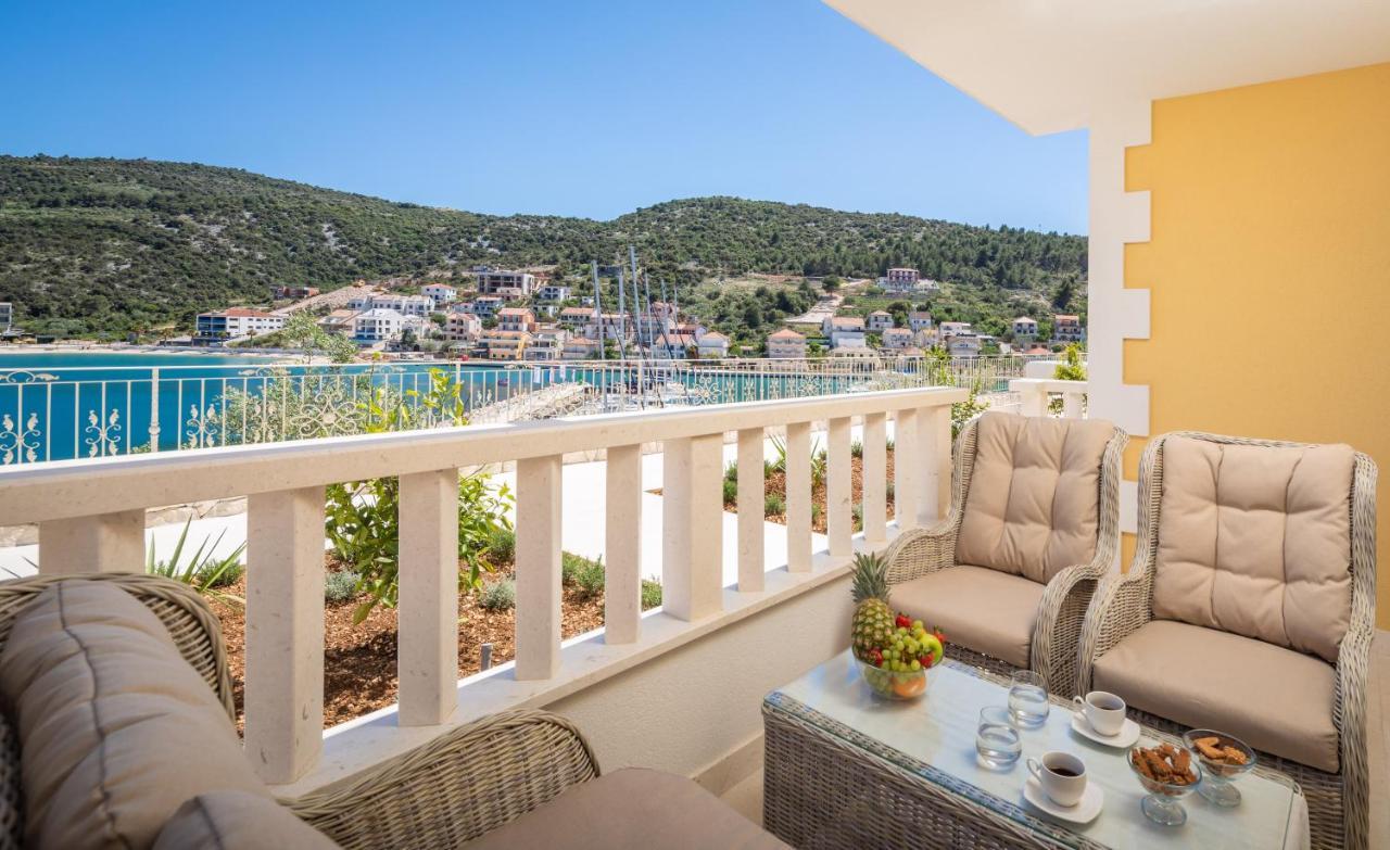 Apartments Villa Maracella 산책길 외부 사진
