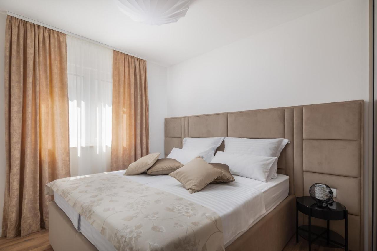 Apartments Villa Maracella 산책길 외부 사진