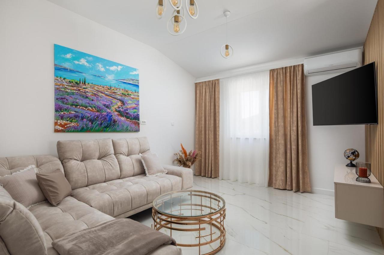 Apartments Villa Maracella 산책길 외부 사진